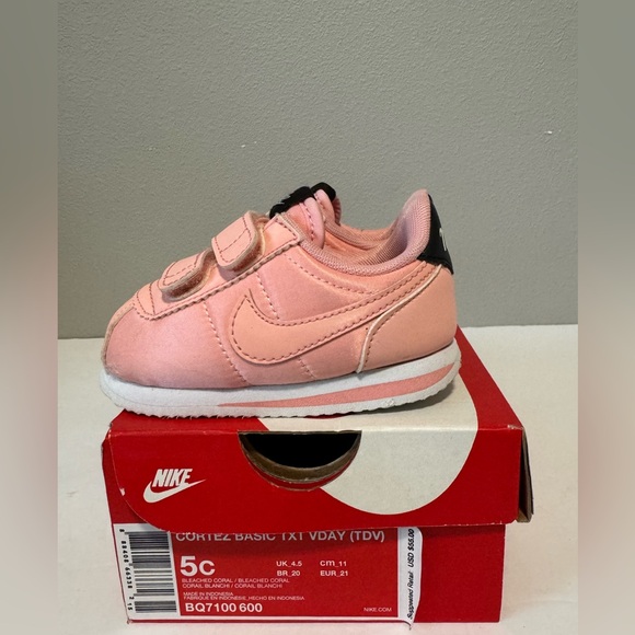 Nike Cortez Basic Valentines Day - Picture 4 of 6